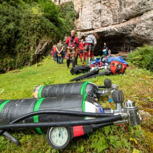 Preparing for the Saturday dive workshop at Wookey Hole (Pic: B.Biela)