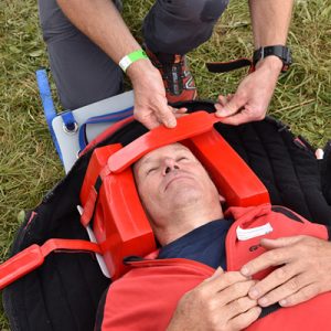 The use of head blocks in place of a collar