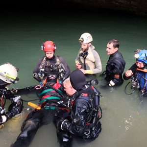 Rescuing an injured diver (workshop) at Wookey Hole, Somerset (Pic: G.Smith)