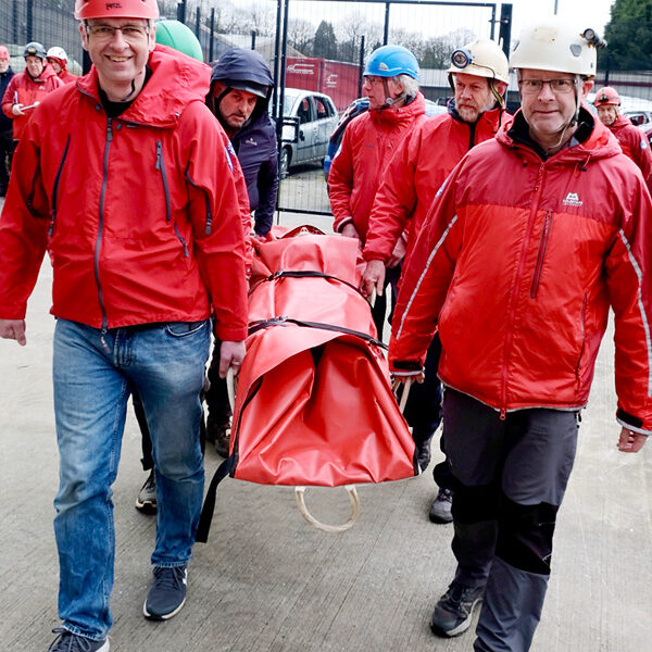 Testing the Petzl Nest stretcher